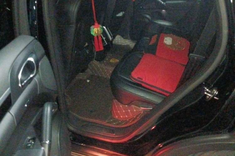 Used Porsche Cayenne 2015 3.0T Left Rear Seat