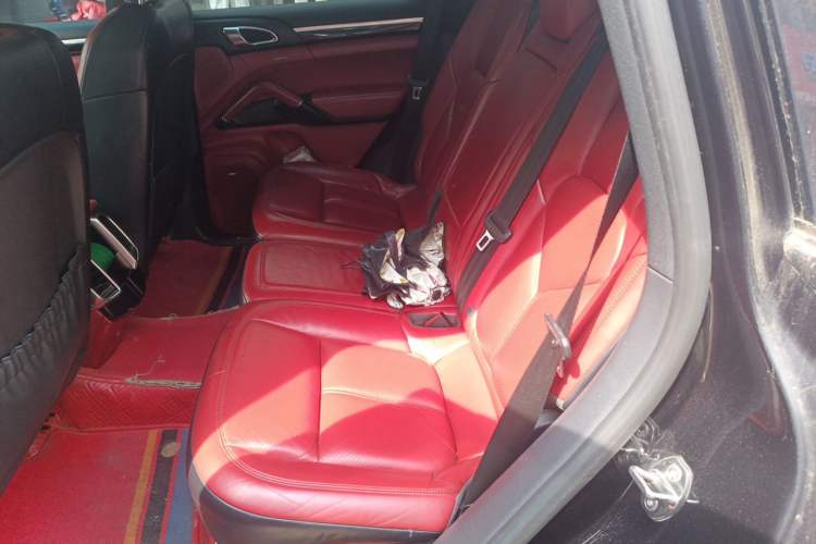 Used Porsche Cayenne 2015 Cayenne 3.0T Left Rear Seat