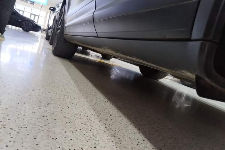 Used Porsche Cayenne 2015 Cayenne 3.0T Left Side Sill