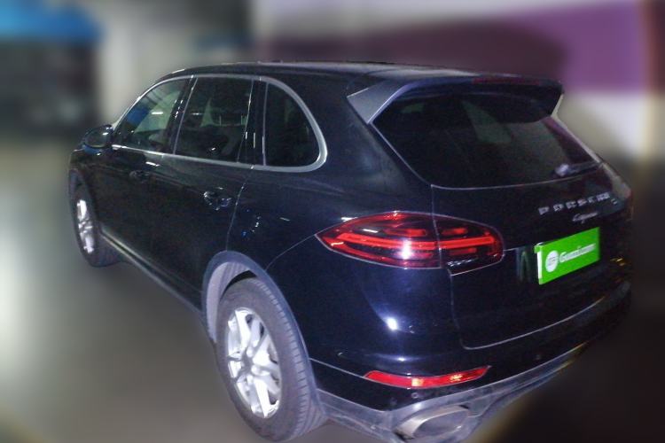 Used Porsche Cayenne 2015 Cayenne 3.0T Rear Left 45 Deg