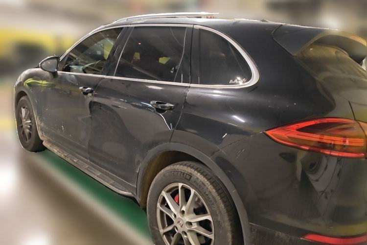 Used Porsche Cayenne 2015 Cayenne 3.0T Rear Left 45 Deg