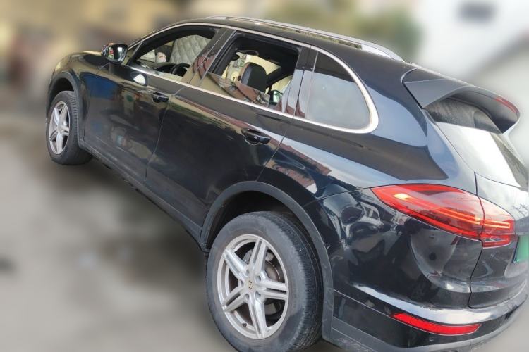 Used Porsche Cayenne 2015 Cayenne 3.0T Rear Left 45 Deg