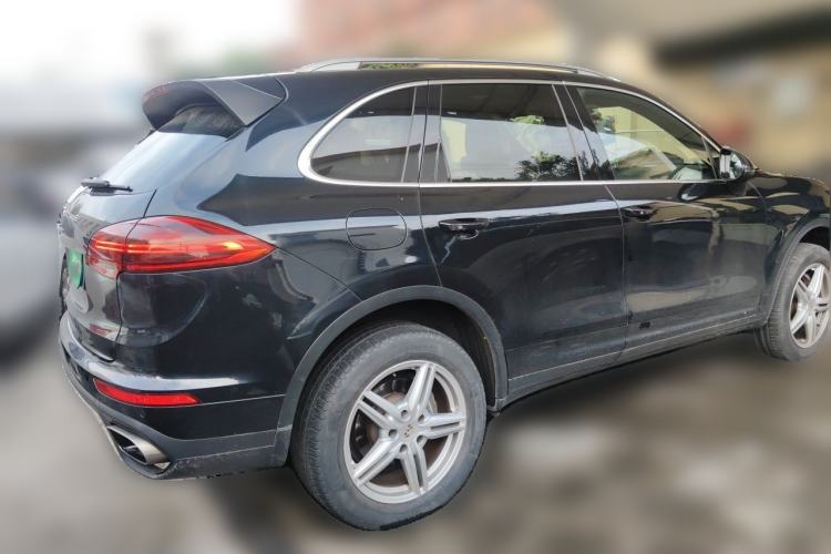 Used Porsche Cayenne 2015 Cayenne 3.0T Rear Right 45 Deg