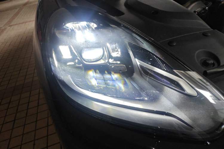 Used Porsche Cayenne 2015 Cayenne GTS 3.6T Right Front Headlight