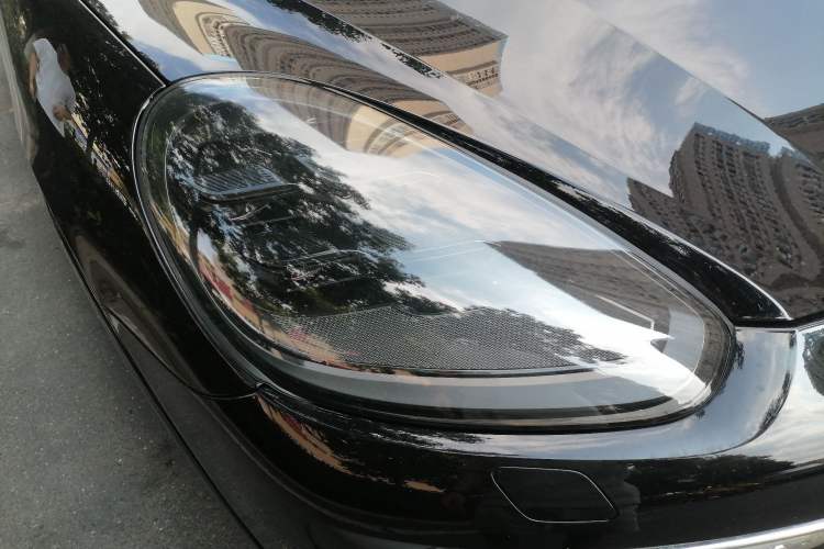 Used Porsche Cayenne 2015 Cayenne GTS 3.6T Right Front Headlight