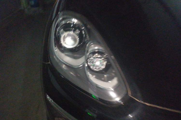 Used Porsche Cayenne 2015 Cayenne 3.0T Right Front Headlight
