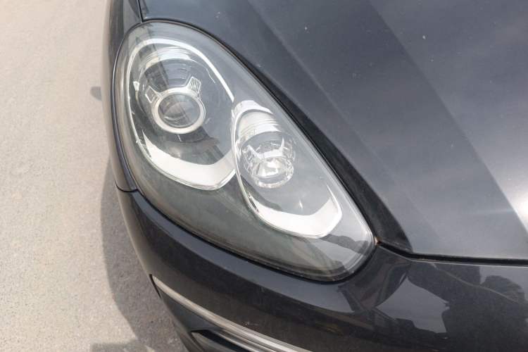 Used Porsche Cayenne 2015 Cayenne 3.0T Right Front Headlight