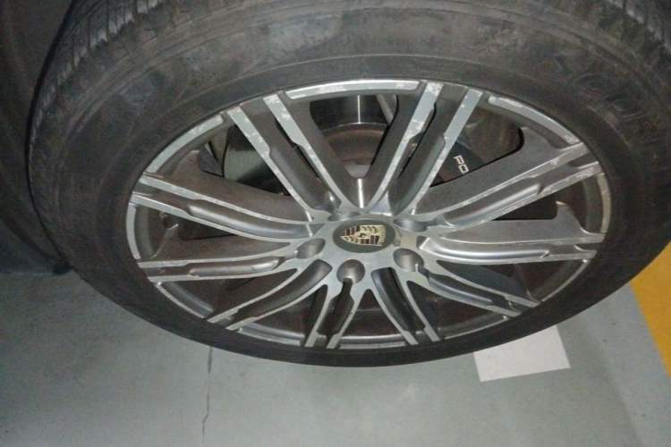 Used Porsche Cayenne 2015 3.0T Right Front Wheel Hub