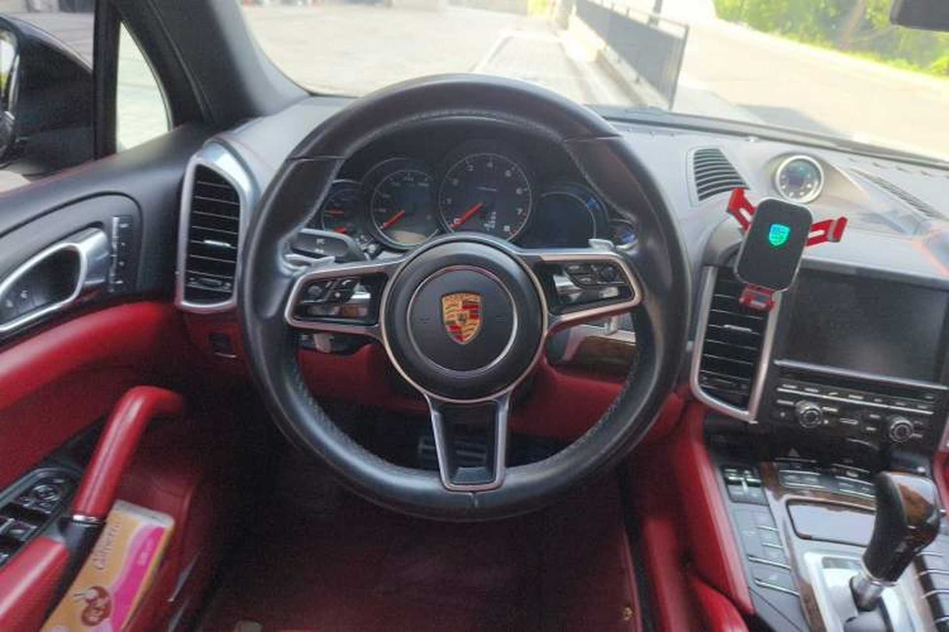 Used Porsche Cayenne 2015 Cayenne 3.0T Steering Wheel