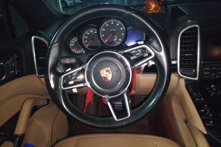 Used Porsche Cayenne 2015 Cayenne 3.0T Steering Wheel