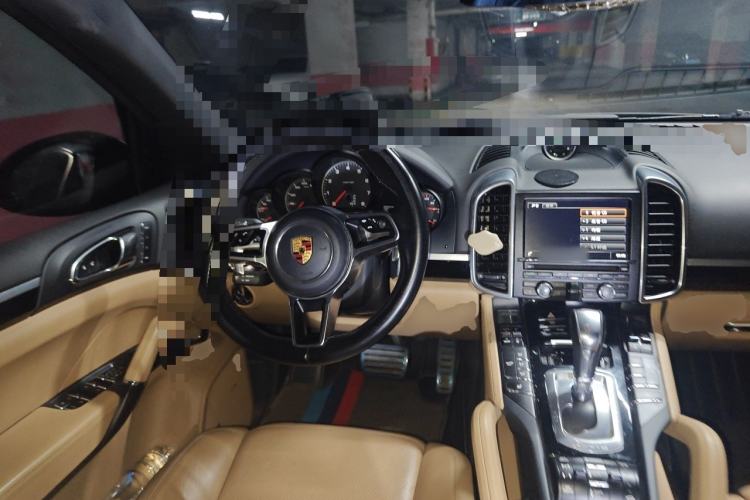Used Porsche Cayenne 2015 Cayenne 3.0T Steering Wheel