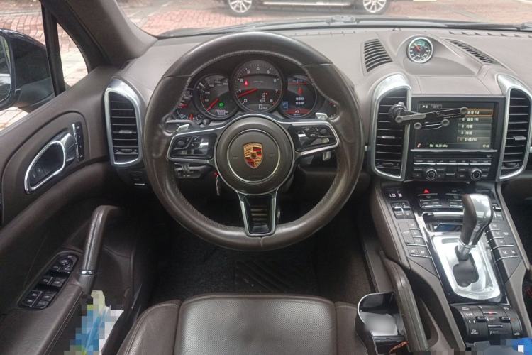 Used Porsche Cayenne 2015 Cayenne 3.0T Steering Wheel