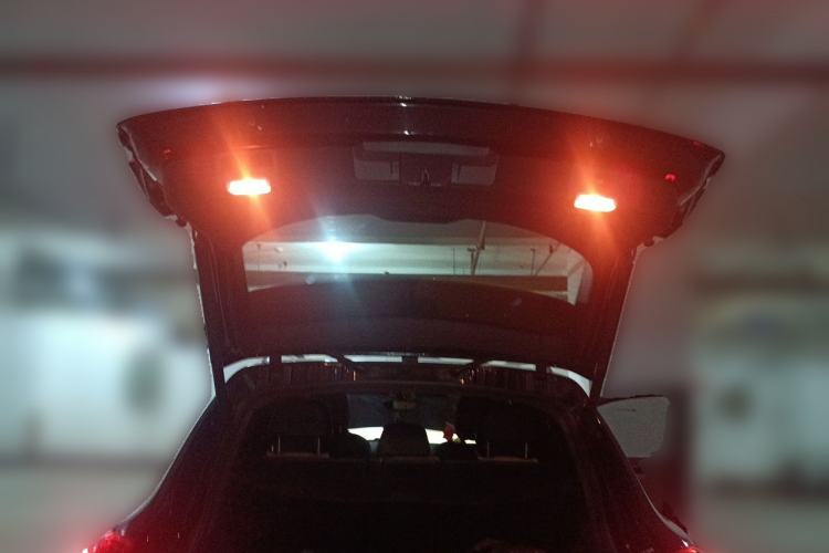 Used Porsche Cayenne 2015 Cayenne 3.0T Trunk