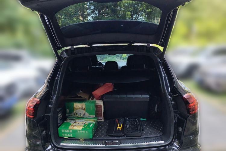 Used Porsche Cayenne 2015 Cayenne 3.0T Trunk