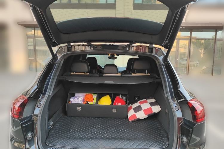 Used Porsche Cayenne 2015 Cayenne 3.0T Trunk