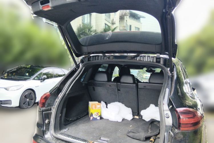 Used Porsche Cayenne  Trunk