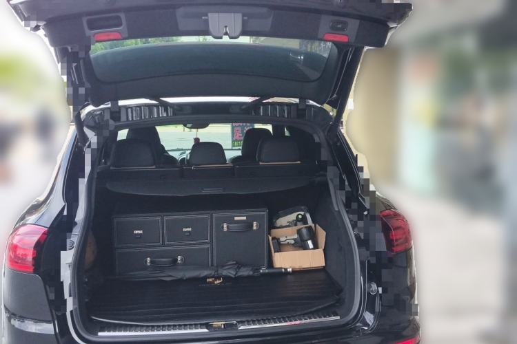 Used Porsche Cayenne 2015 Cayenne 3.0T Trunk