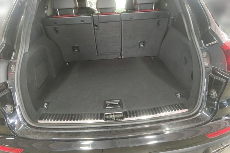 Used Porsche Cayenne 2015 Cayenne Turbo 4.8T Trunk