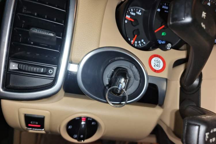 Used Porsche Cayenne 2015 Cayenne 3.0T Vehicle Key