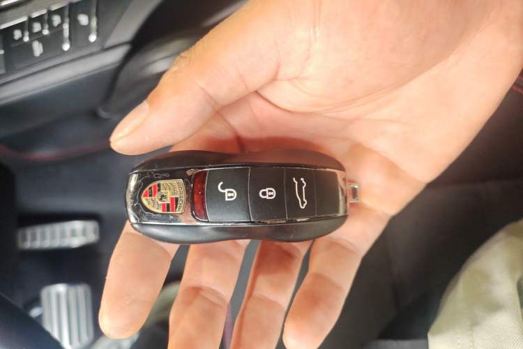 Used Porsche Cayenne 2015 Cayenne GTS 3.6T Vehicle Key