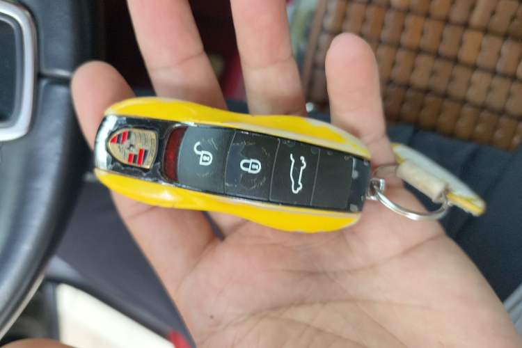 Used Porsche Cayenne 2015 Cayenne 3.0T Vehicle Key