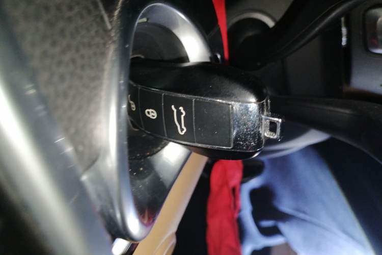 Used Porsche Cayenne 2015 Cayenne 3.0T Vehicle Key