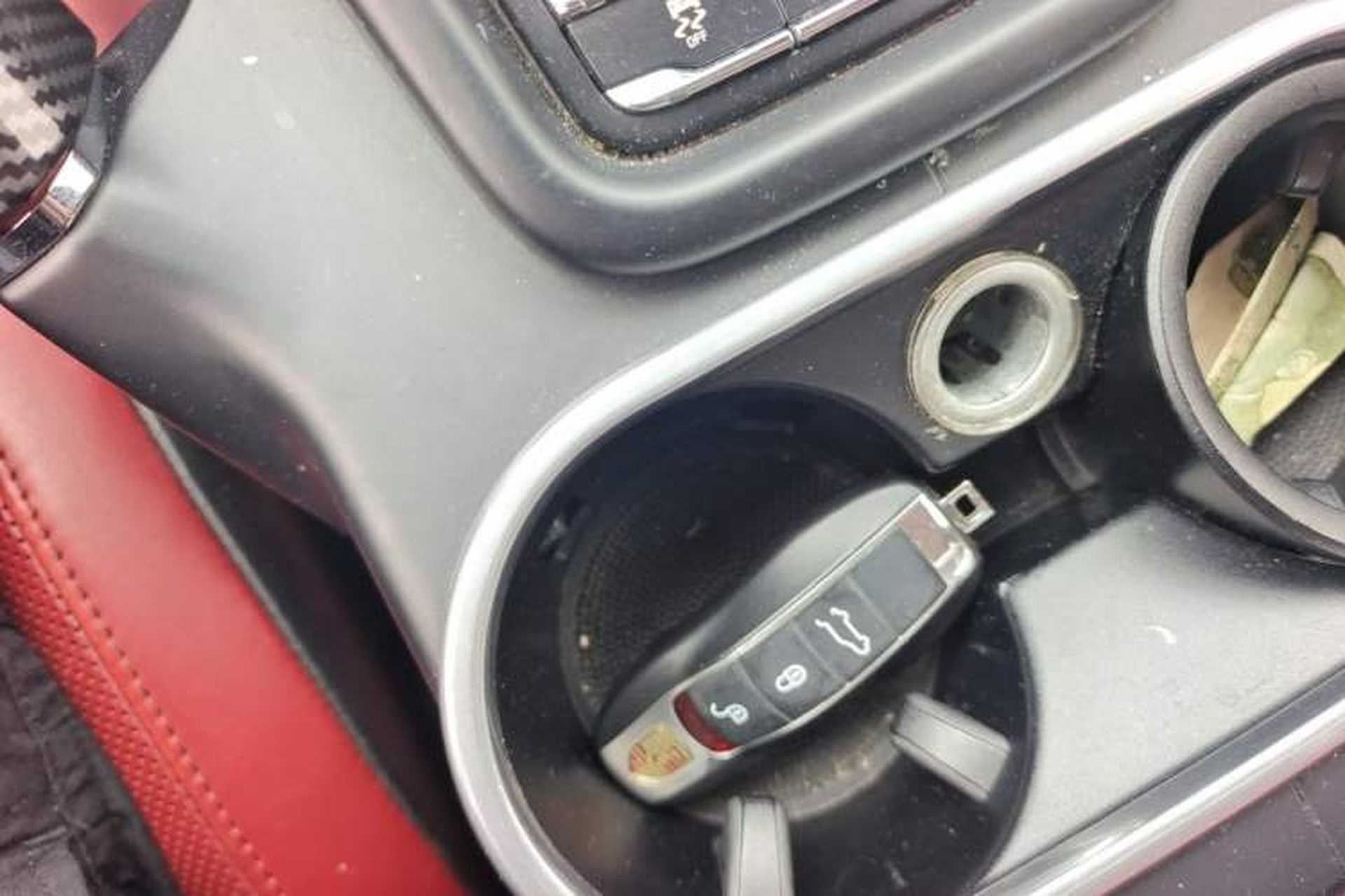 Used Porsche Cayenne 2015 Cayenne 3.0T Vehicle Key