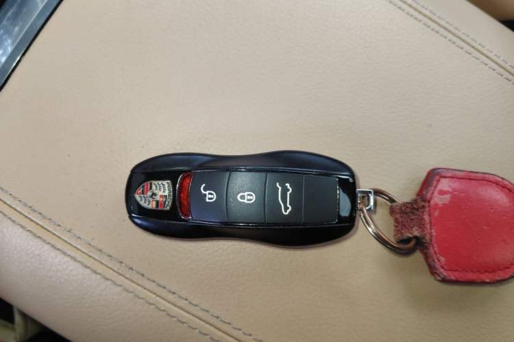 Used Porsche Cayenne 2015 Cayenne 3.0T Vehicle Key