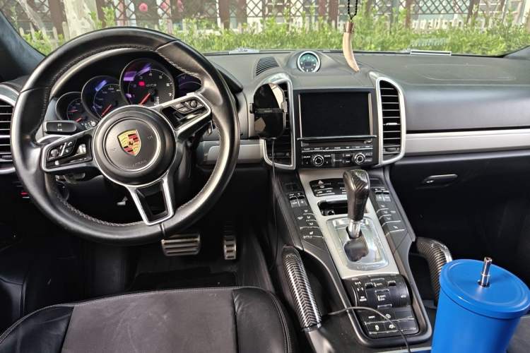 Used Porsche Cayenne 2015 Cayenne GTS 3.6T Center Console