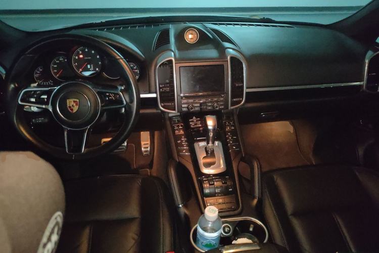 Used Porsche Cayenne 2015 Cayenne 3.0T Center Console