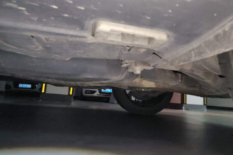 Used Porsche Cayenne 2015 Cayenne 3.0T Chassis Rear Left