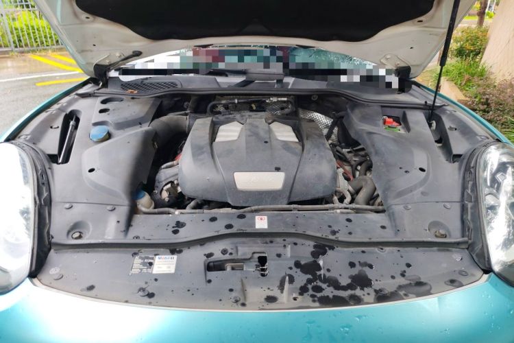 Used Porsche Cayenne 2015 Cayenne 3.0T Engine Bay