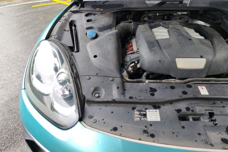 Used Porsche Cayenne 2015 Cayenne 3.0T Engine Bay Right