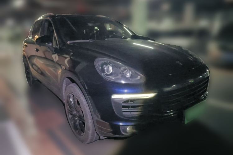 Used Porsche Cayenne 2015 Cayenne 3.0T Front Right 45 Deg