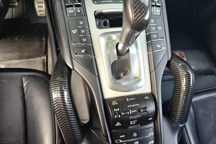 Used Porsche Cayenne 2015 Cayenne GTS 3.6T Gear Lever