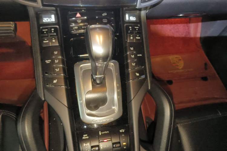 Used Porsche Cayenne 2015 Cayenne 3.0T Gear Lever