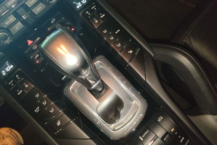 Used Porsche Cayenne 2015 Cayenne 3.0T Gear Lever