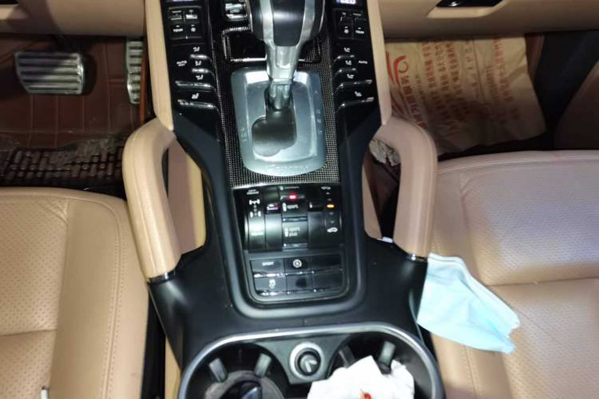 Used Porsche Cayenne 2015 Cayenne 3.0T Gear Lever
