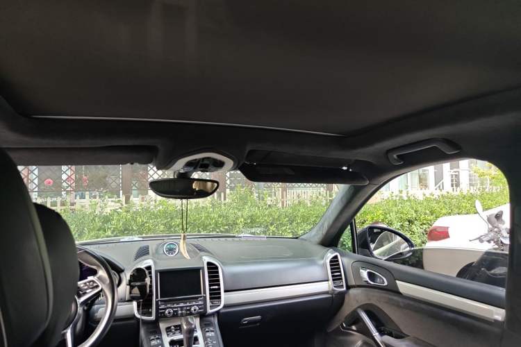 Used Porsche Cayenne 2015 Cayenne GTS 3.6T Headliner