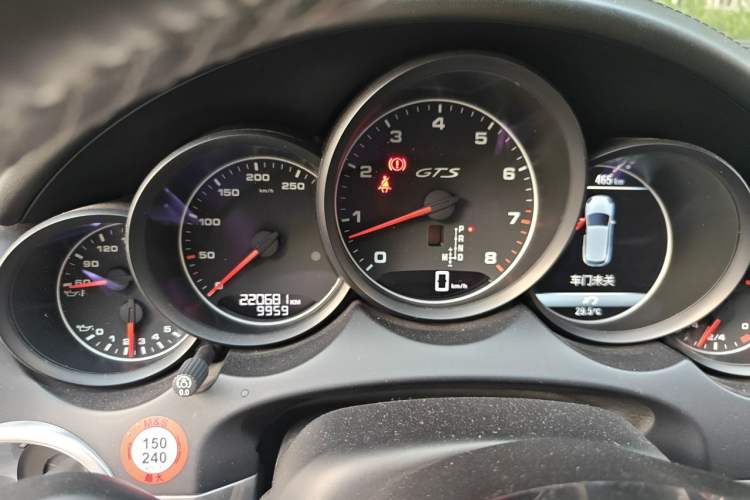 Used Porsche Cayenne 2015 Cayenne GTS 3.6T Instrument Cluster
