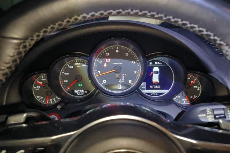 Used Porsche Cayenne 2015 Cayenne 3.0T Instrument Cluster