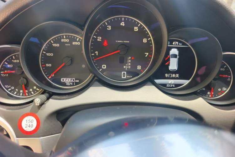 Used Porsche Cayenne 2015 Cayenne 3.0T Instrument Cluster