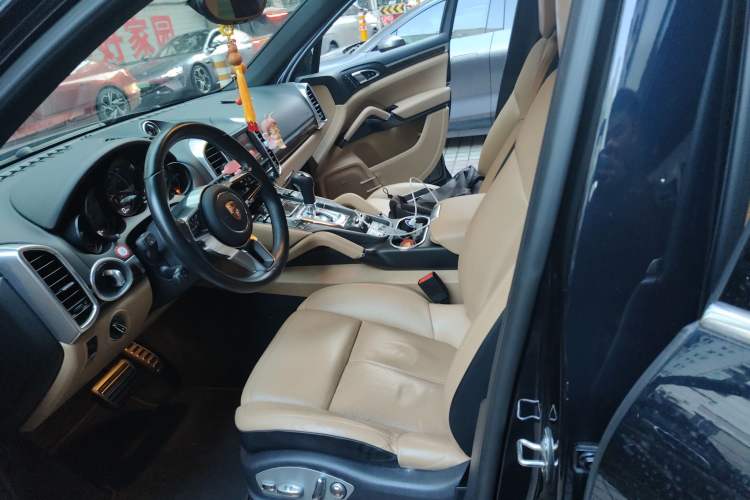 Used Porsche Cayenne 2015 Cayenne 3.0T Left Front Seat