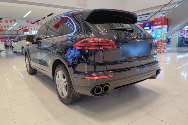 Used Porsche Cayenne 2015 Cayenne 3.0T Rear Left 45 Deg