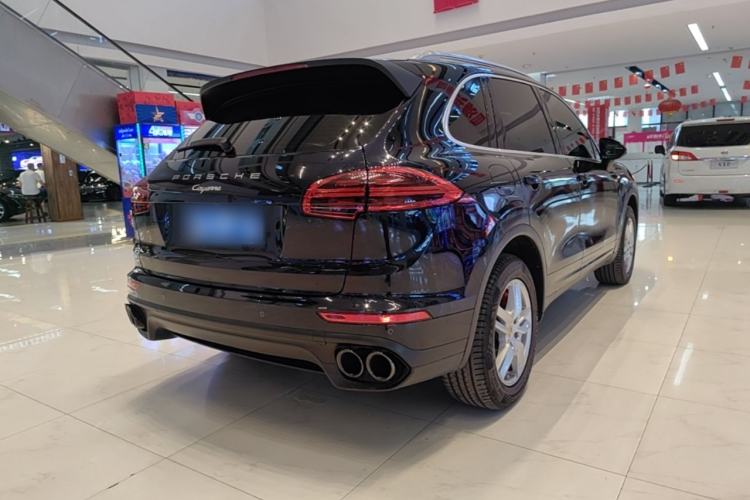 Used Porsche Cayenne 2015 Cayenne 3.0T Rear Right 45 Deg