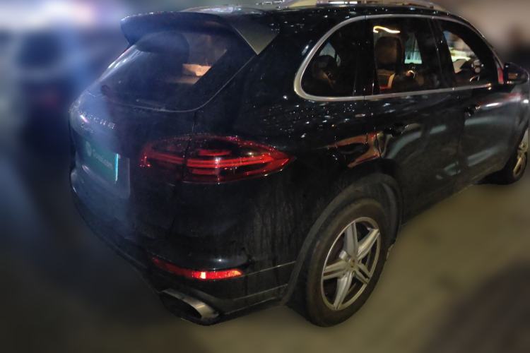 Used Porsche Cayenne 2015 Cayenne 3.0T Rear Right 45 Deg