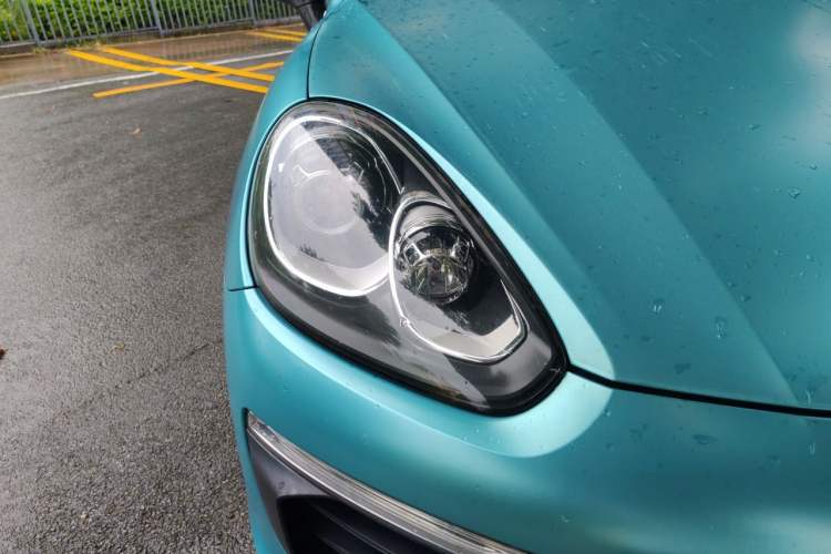 Used Porsche Cayenne 2015 Cayenne 3.0T Right Front Headlight