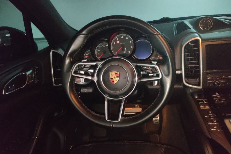 Used Porsche Cayenne 2015 Cayenne 3.0T Steering Wheel