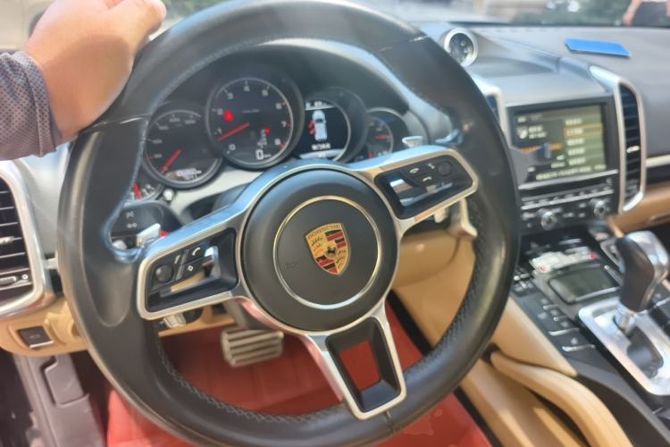 Used Porsche Cayenne 2015 Cayenne 3.0T Steering Wheel
