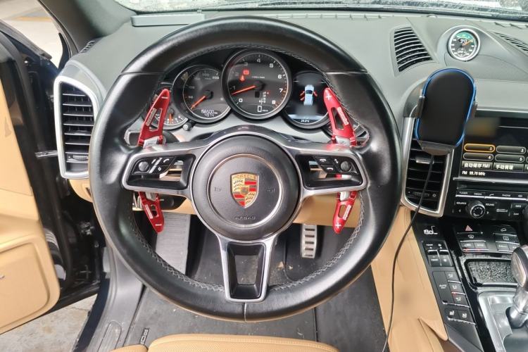 Used Porsche Cayenne 2015 Cayenne 3.0T Steering Wheel